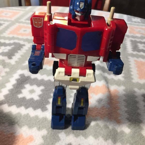 old school optimus prime toy